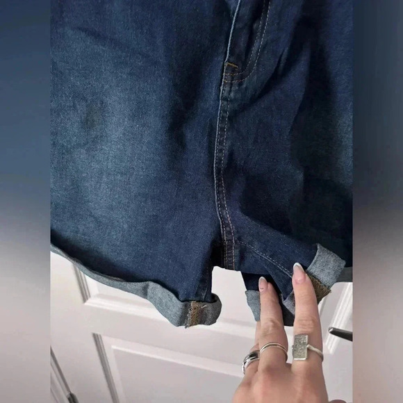 Refuge Denim | High-Waisted Dark Wash Stretchy Miami  Denim Shorts | Size 15 - Picture 9 of 9